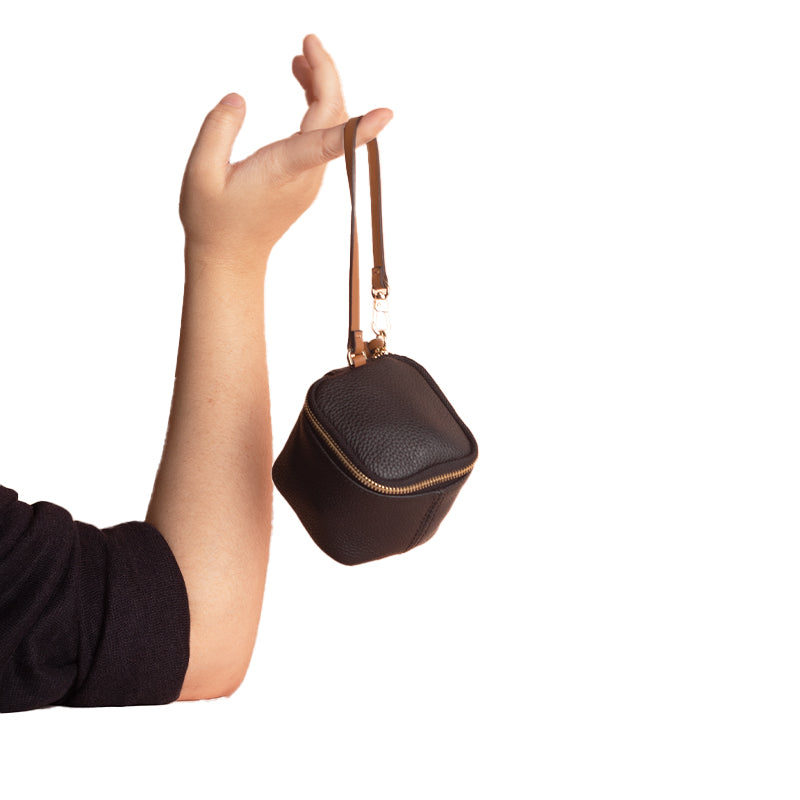 Wristlet Pouch Gino Mariani Adelicia Black