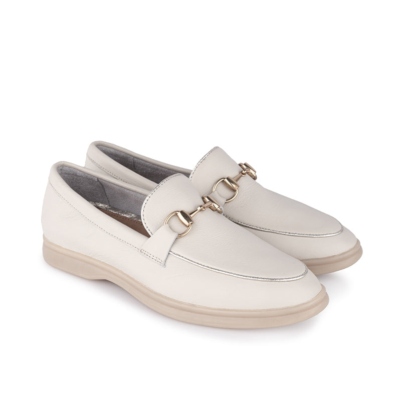 Sepatu Wanita Casual Loafer Moccasin Gino Mariani Emery 5 Bone White