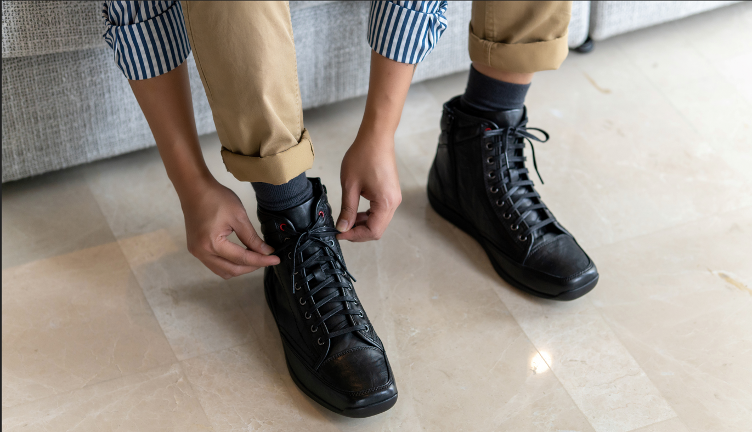 Tips Memilih Ukuran Sepatu Kulit yang Pria Harus Tahu