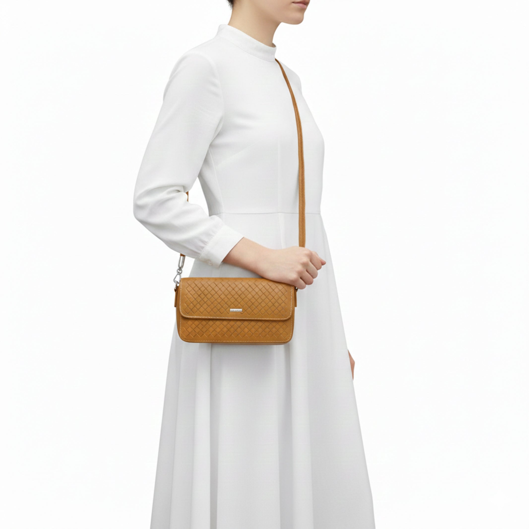 Tas Wanita Shoulder Bag Gino Mariani Binna Camel