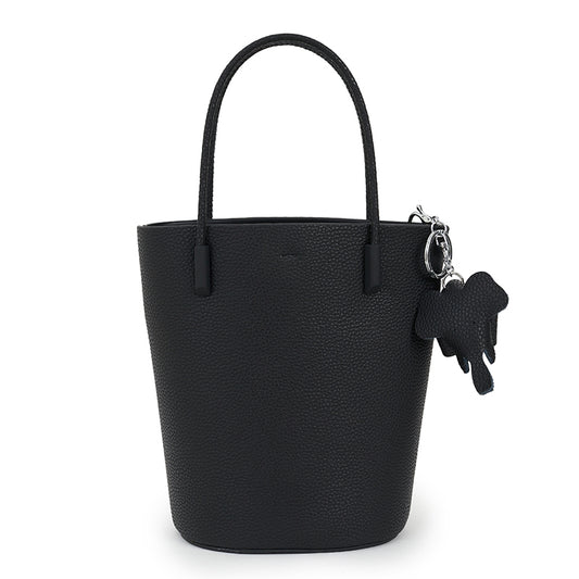 BLENDA BLACK