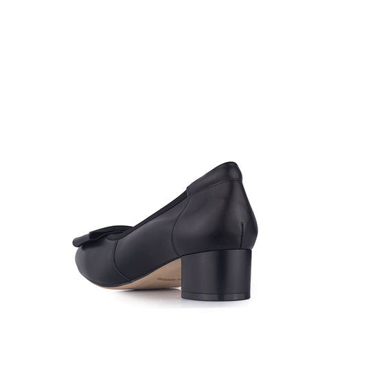 Sepatu Pantofel Formal Wanita Gino Mariani Delta Hitam