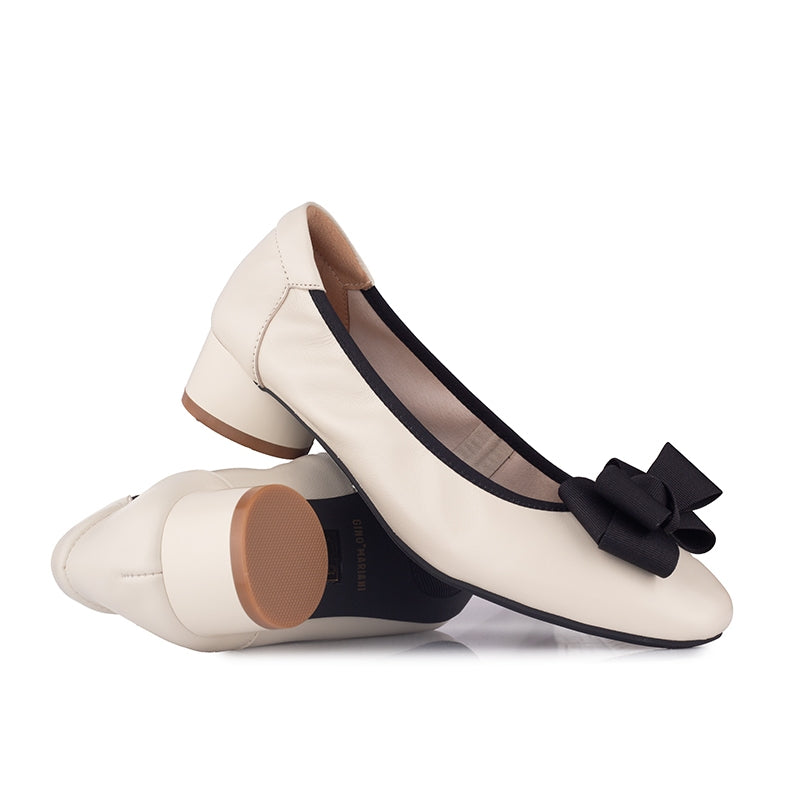 Sepatu Pantofel Formal Wanita Gino Mariani Elara 1 Off White