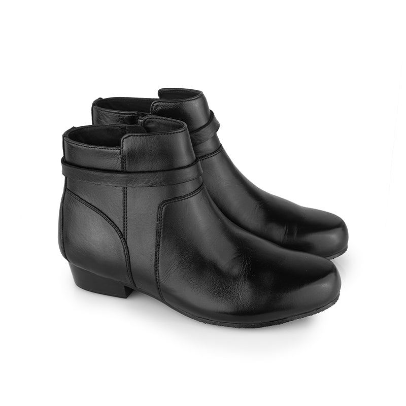 Sepatu Wanita Boots Formal Casual Gino Mariani Felicia 2 Hitam