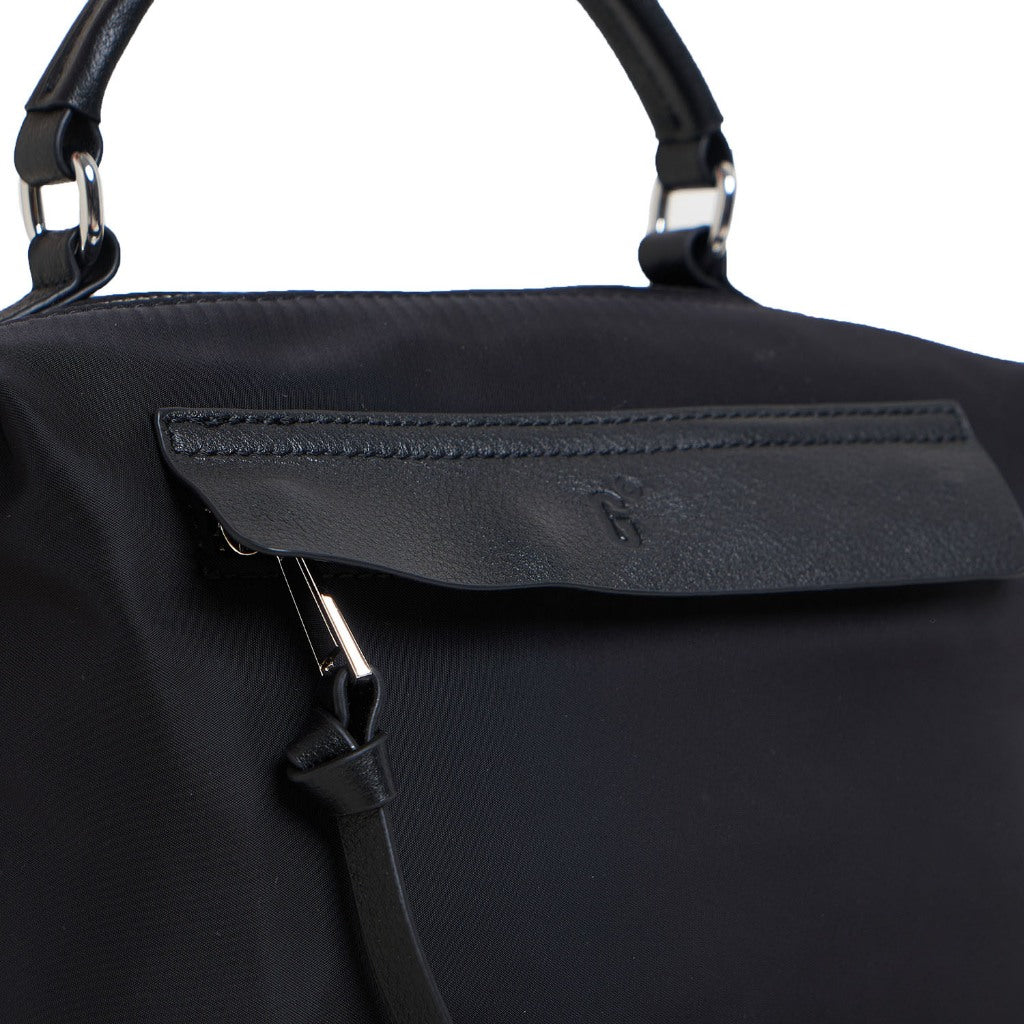 Tas Wanita Gino Mariani Celestia Sling Bag Black