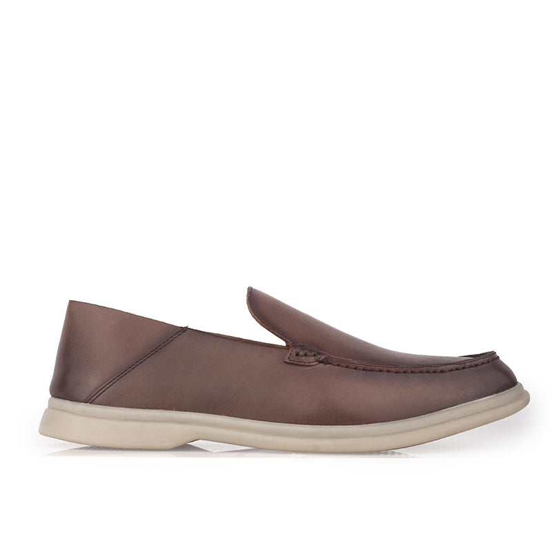Sepatu Pria Casual Loafer Moccasin Gino Mariani Edison 5 Brown