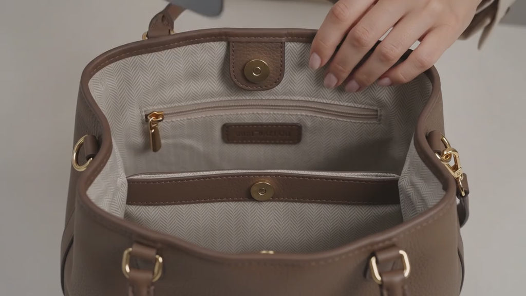 Tas Wanita Gino Mariani Hobo Bag Erin Taupe