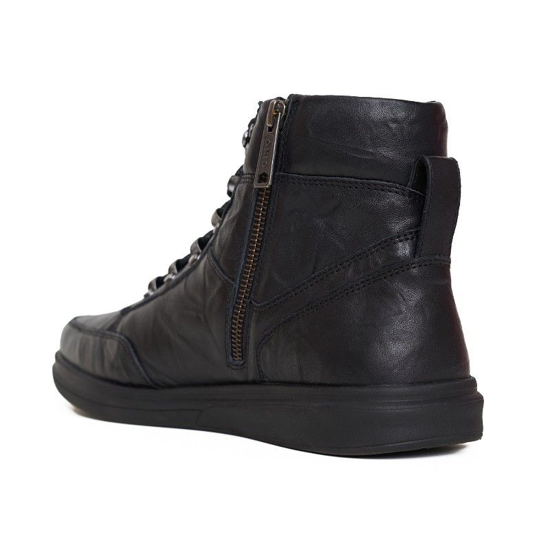 JAGO BLACK