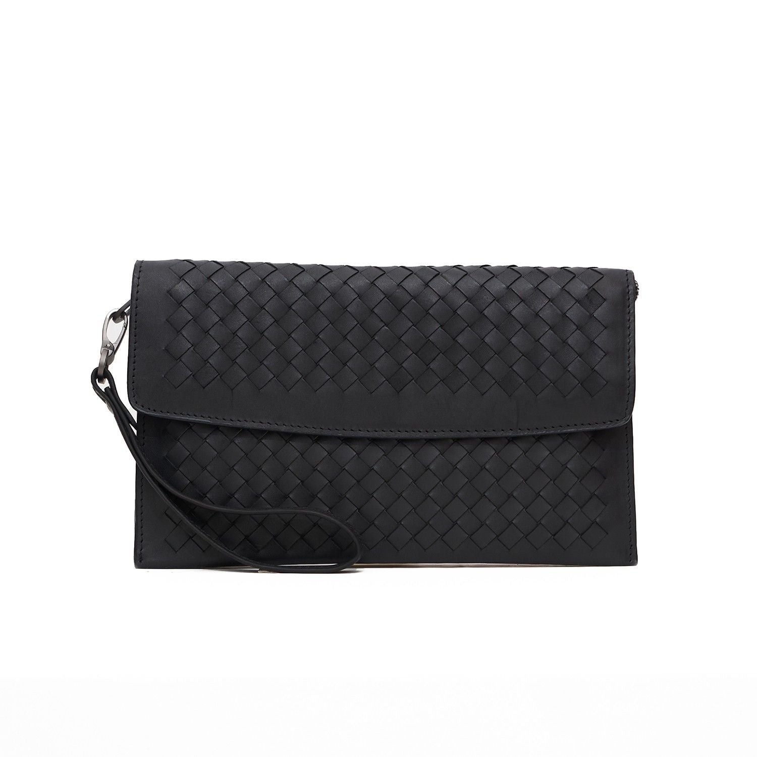 EKAN BLACK