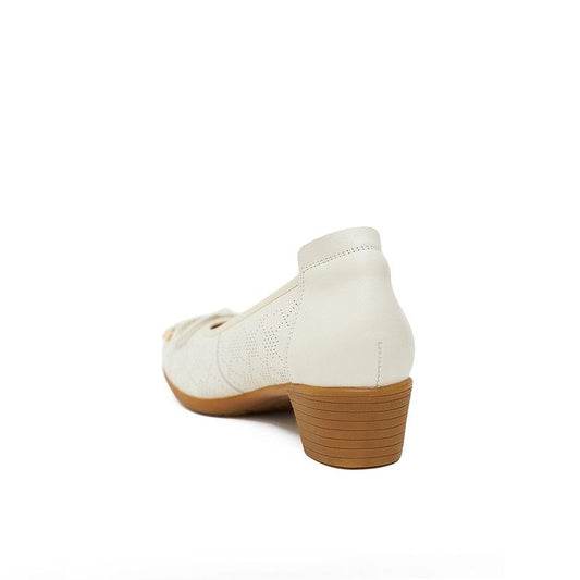 FIONNE WHITE