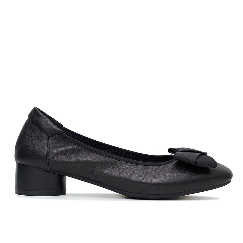 ELARA BLACK