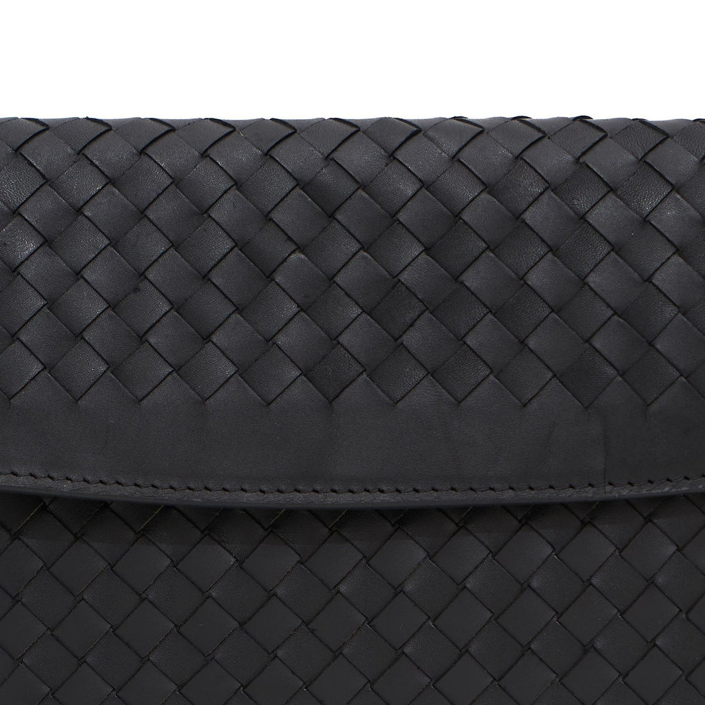 EKAN BLACK