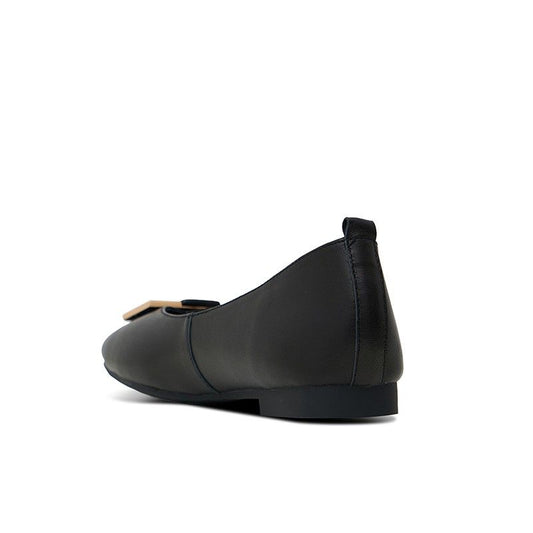 DOMINIQ BLACK