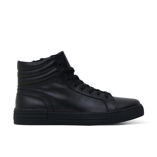DOMER BLACK